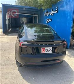 تسلا موديل 3